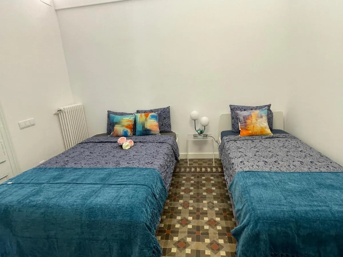 Bcn Centric Rooms Barcelona 0*,